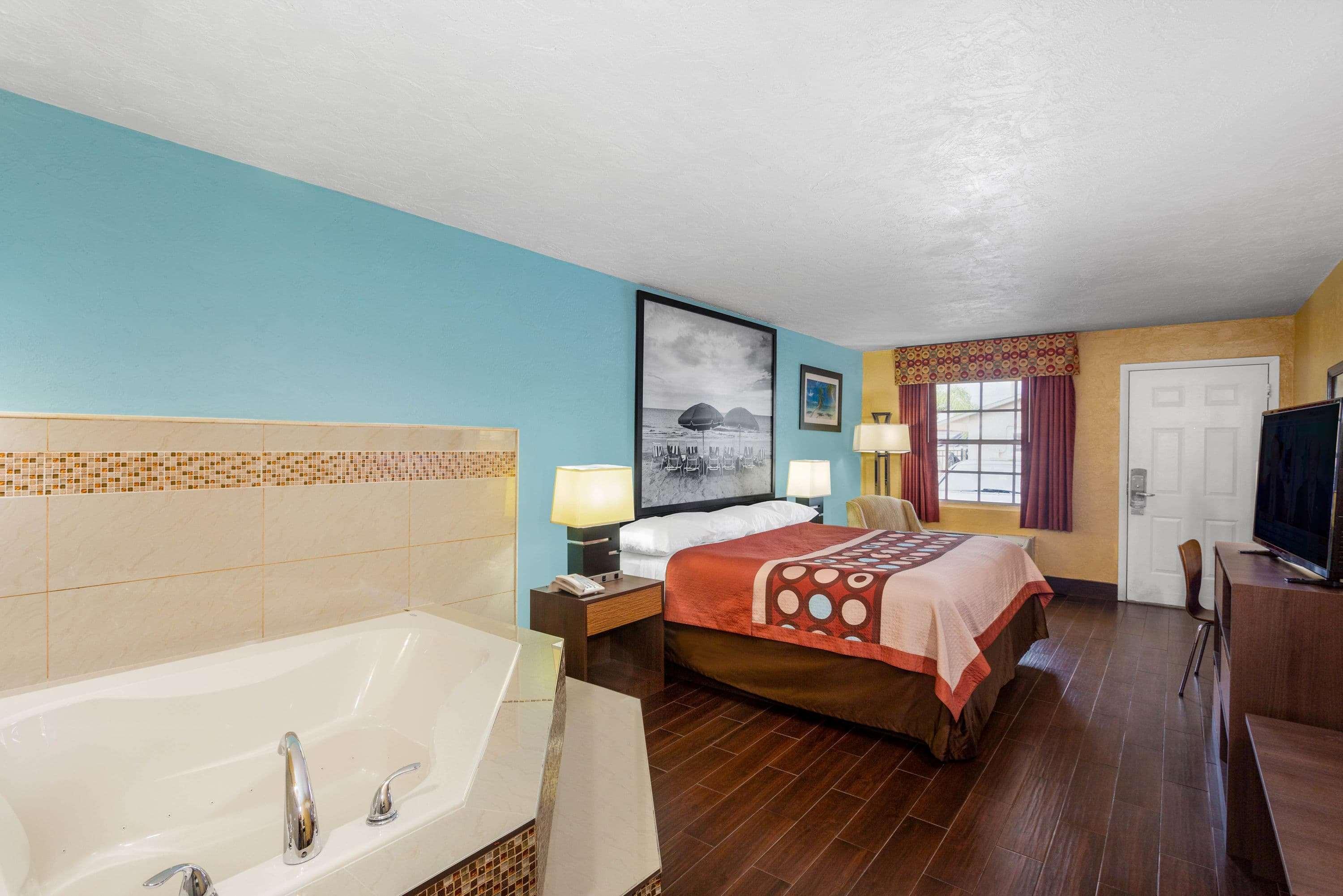 Super 8 By Wyndham Bradenton Sarasota Area Motel Exterior photo